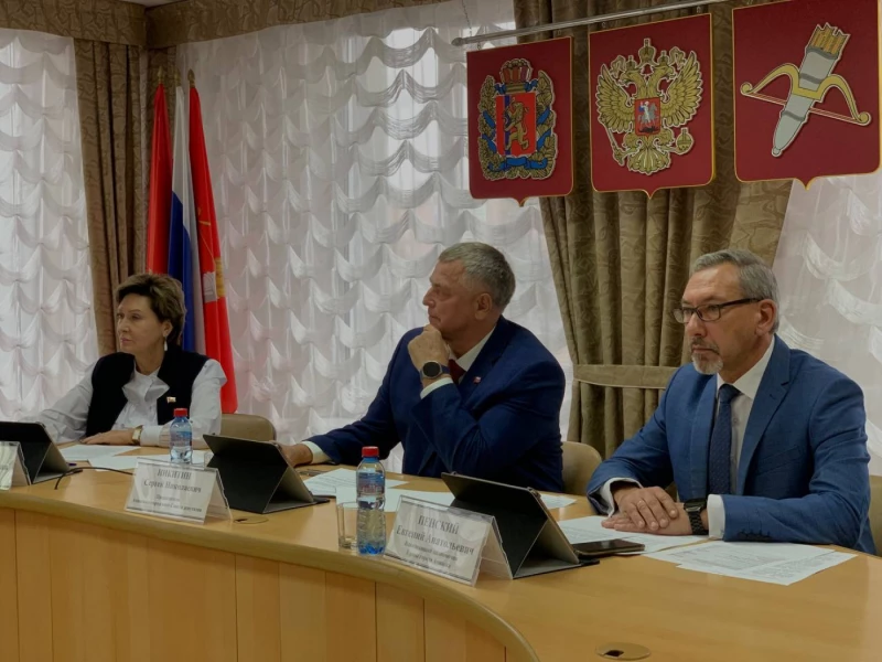 Совет депутатов Ачинска назначил дату публичных слушаний по вопросу внесения изменений в Устав города