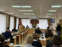 Депутаты заслушали от и.о главного врача Ачинской МРБ отчёт о текущей обстановке в учреждении