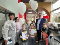 Для улыбок и искренних эмоций: городской Совет депутатов окружил заботой юное население Ачинска