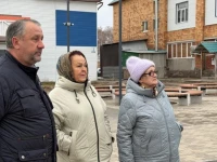 В Малиновке завершается строительство сквера