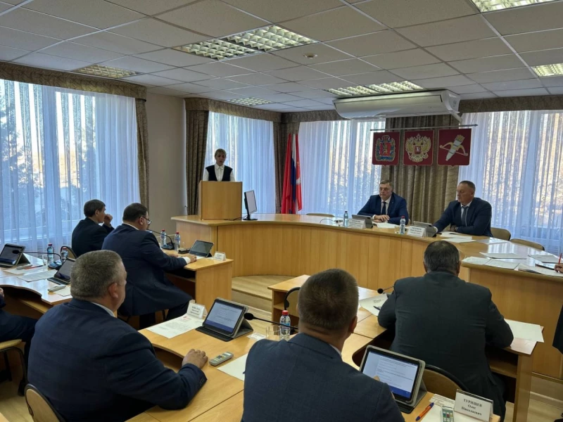 Что решили депутаты Ачинского окружного Совета первого созыва на второй сессии?