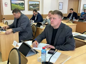 Сегодня в окружном Совете состоялось собрание депутатов первого созыва