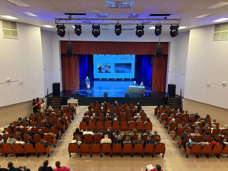 Более сотни ачинцев пришли поддержать проекты активных граждан и депутатов для участия в краевой программе «Поддержка местных инициатив»