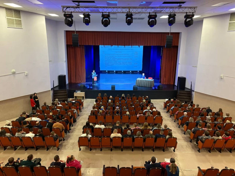 Более сотни ачинцев пришли поддержать проекты активных граждан и депутатов для участия в краевой программе «Поддержка местных инициатив»