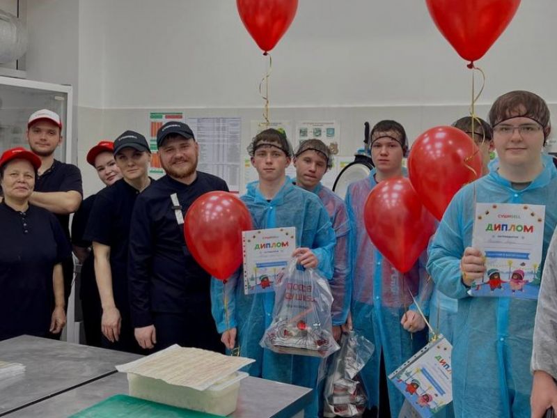 В Ачинск прибыли детишки из Большого Улуя: всё потому, что окружной Совет депутатов вместе с представителями малого бизнеса подготовил для них мастер-классы