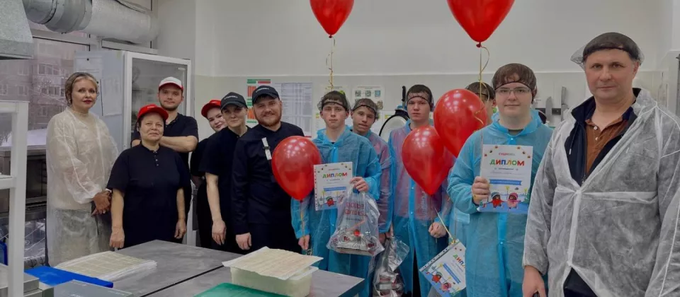 В Ачинск прибыли детишки из Большого Улуя: всё потому, что окружной Совет депутатов вместе с представителями малого бизнеса подготовил для них мастер-классы