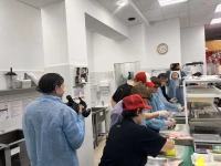 В Ачинск прибыли детишки из Большого Улуя: всё потому, что окружной Совет депутатов вместе с представителями малого бизнеса подготовил для них мастер-классы