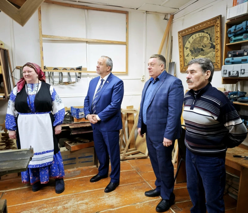 Депутаты Ачинского округа инициировали акцию накануне Дня книгодарения