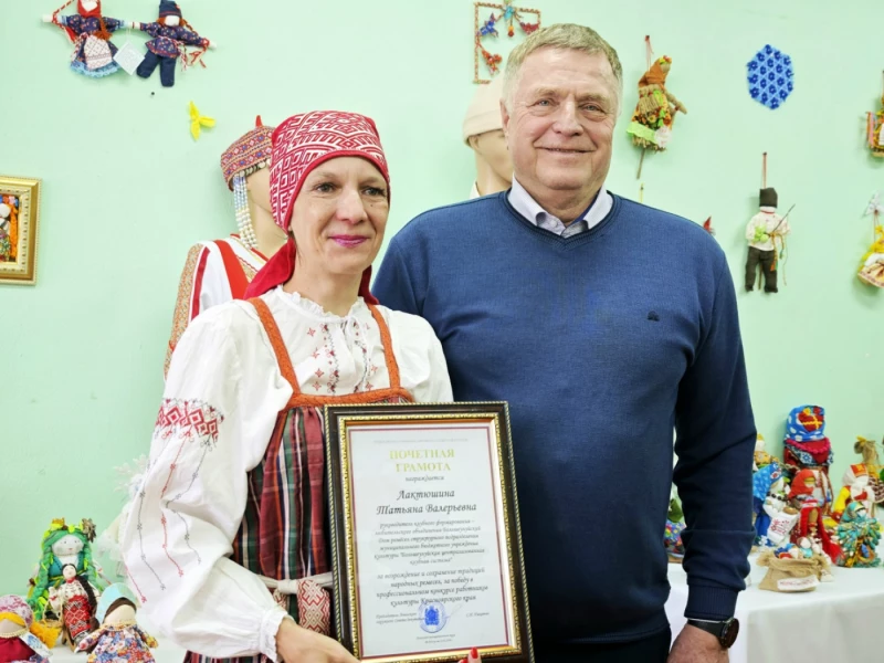 Депутаты Ачинского округа инициировали акцию накануне Дня книгодарения