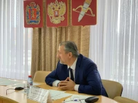 По инициативе председателя Ачинского окружного Совета депутатов Сергея Никитина состоялось рабочее совещание с Госавтоинспекцией МО МВД России "Ачинский"