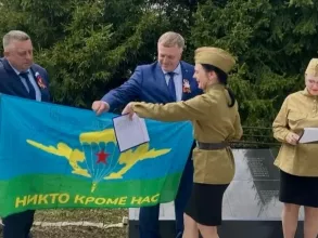 Председатель Ачинского окружного Совета Сергей Никитин совместно с депутатом Анатолием Ковалёвым побывал в селе Новая Еловка