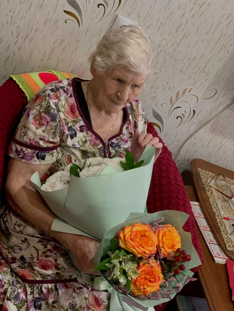 Депутаты Ачинского окружного Совета приступили к важной миссии – поздравлениям ветеранов Великой Отечественной с наступающим Днём Победы