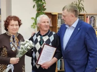 «Была б земля – а клуб построим!»: состоялась встреча жителей Горного и Карловки с представителями окружного Совета депутатов