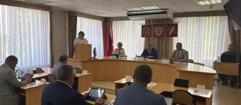 Состоялась заключительная в первом полугодии сессия Ачинского окружного Совета депутатов