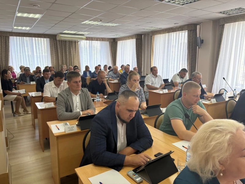 Состоялась заключительная в первом полугодии сессия Ачинского окружного Совета депутатов