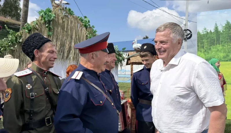 Депутаты Ачинского окружного Совета приняли участие в праздновании 350-летия деревни Зерцалы и II фестивале «Казачий Яр»