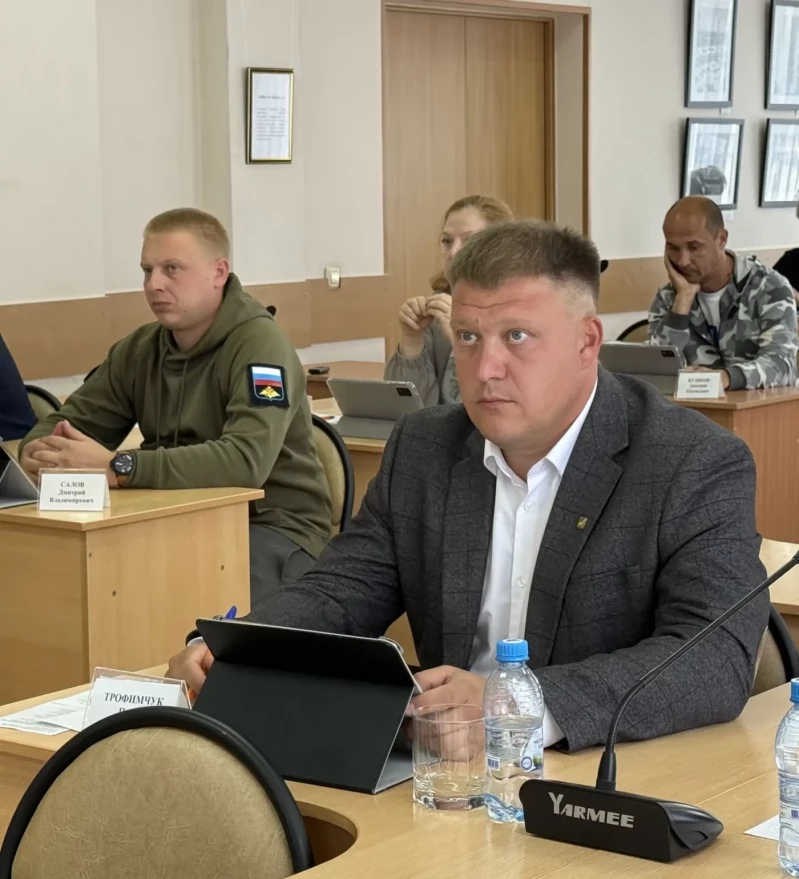 Состоялись заседания двух постоянных комиссий Ачинского окружного Совета депутатов первого созыва