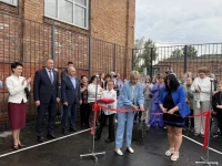 В школе № 4 появилась новая спортивная площадка «Энергия движения»