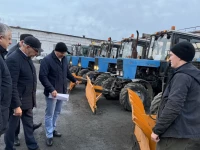 Председатель окружного Совета Анатолий Ковалев проверил готовность специализированного автотранспортного предприятия к зимнему сезону